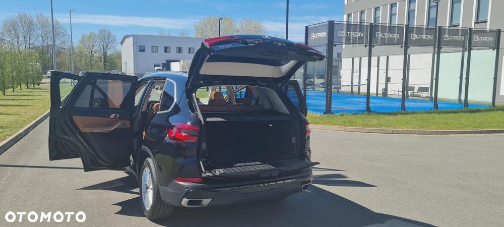 BMW X5 xDrive40i - 19
