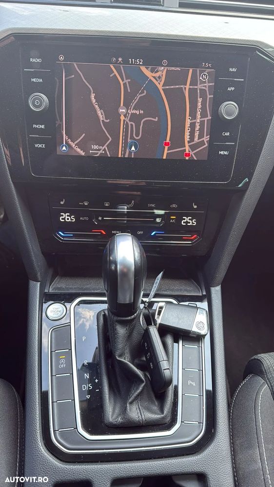 Volkswagen Passat - 12