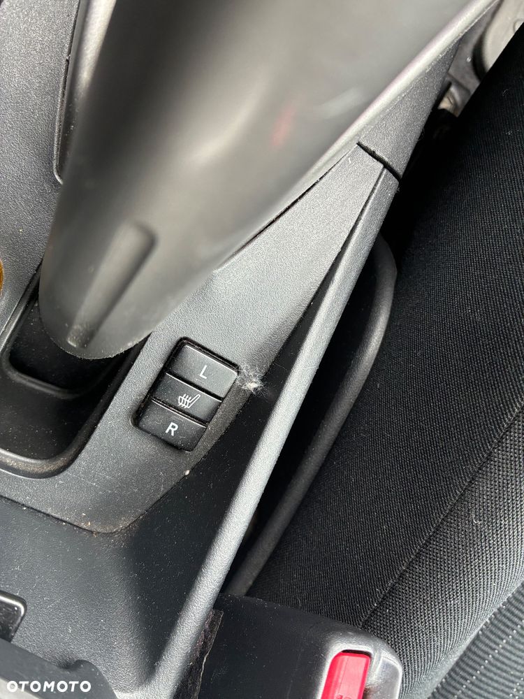 Toyota Auris - 15