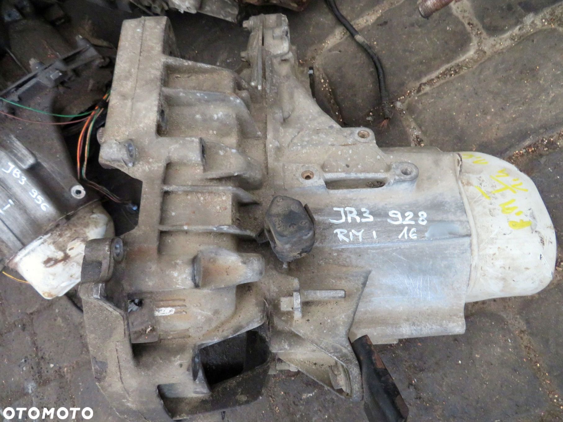 SKRZYNIA BIEGÓW MANUALNA MEGANE I PH2 LIFT 1.6 16V K4M JB3928 RENAULT 1999-2002 - 1