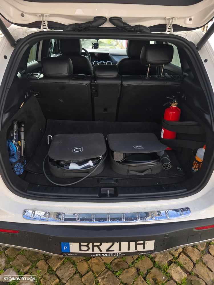 Mercedes-Benz EQA 250+ AMG Line - 4