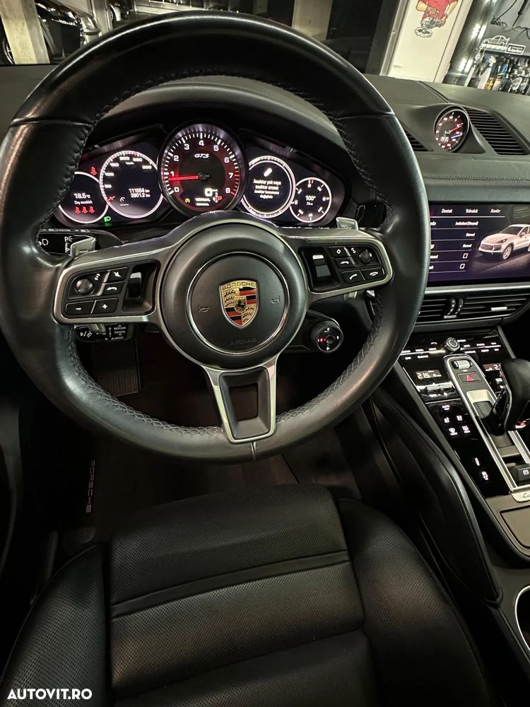 Porsche Cayenne S - 9