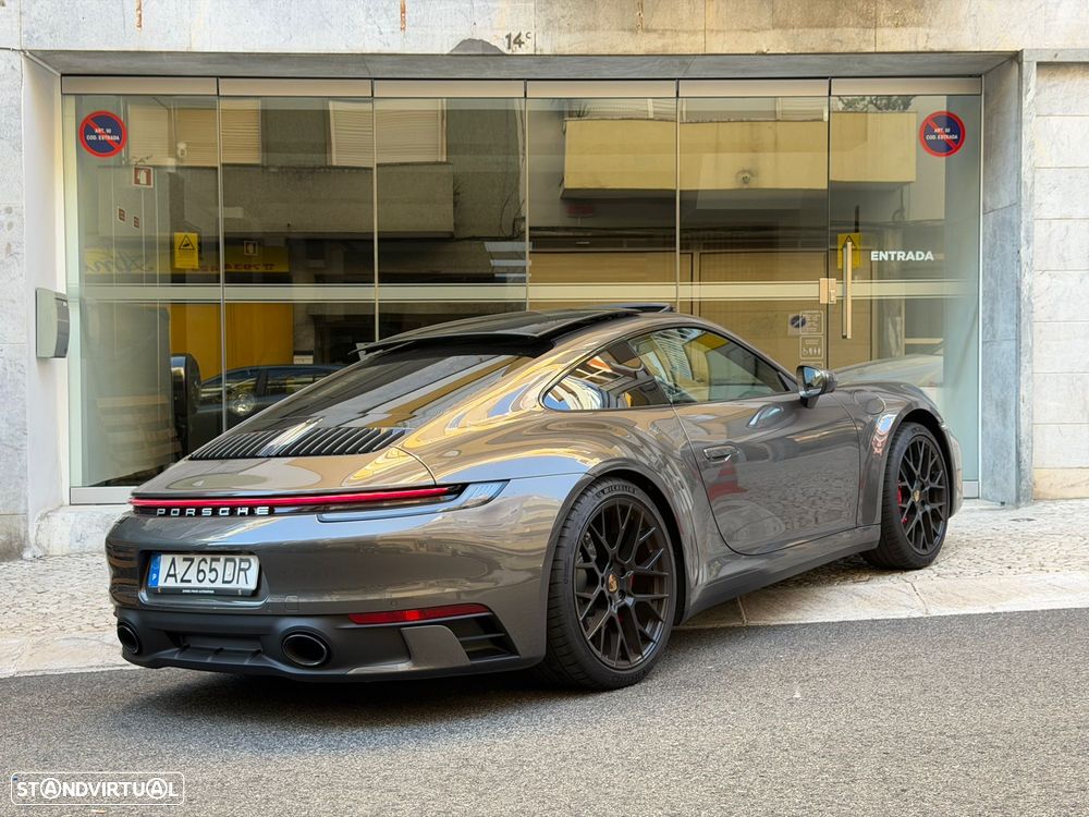 Porsche 911 (992) Carrera S - 5