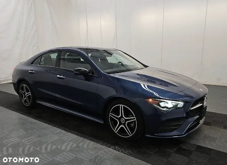 Mercedes-Benz CLA 250 4-Matic 7G-DCT - 3