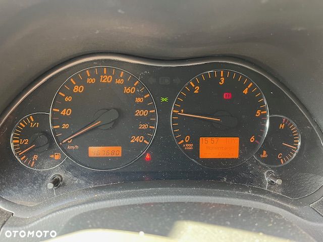 Toyota Avensis 2.0 D-4D Luna - 7