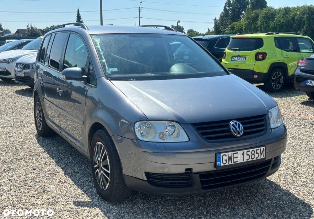 Volkswagen Touran - 8