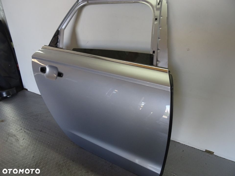 LZ7G drzwi prawy tyl KOMBI Audi A6 C7 czesci - 3