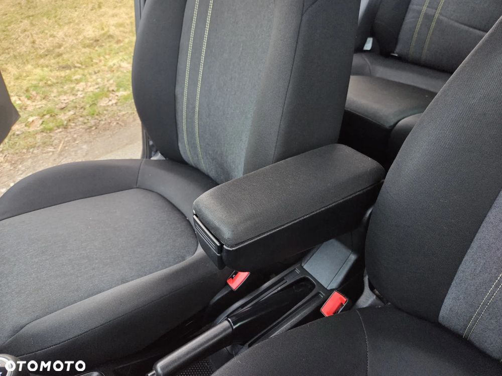 Fiat Punto 1.4 Young - 15