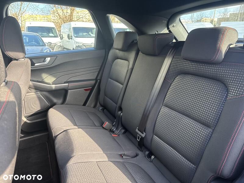 Ford Kuga - 16