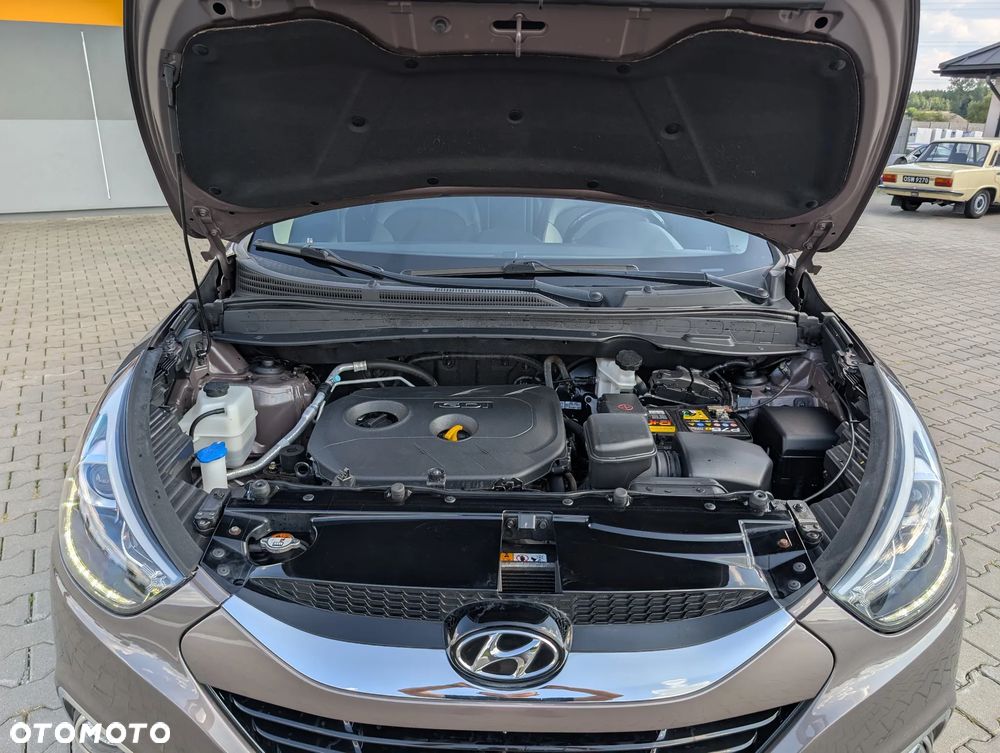 Hyundai ix35 2.0 GDI Premium 2WD - 17