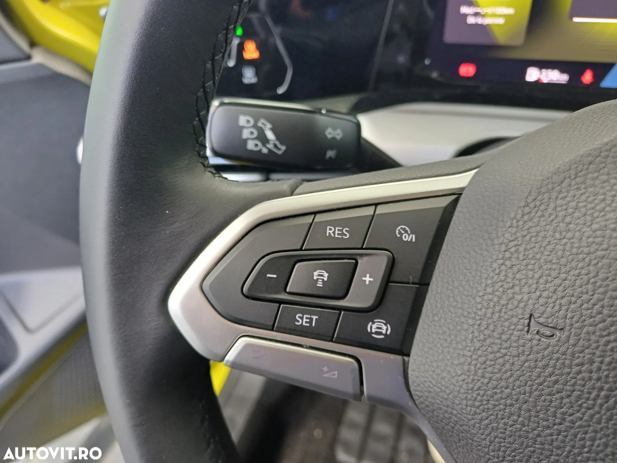 Volkswagen Golf 1.5 TSI Life - 11