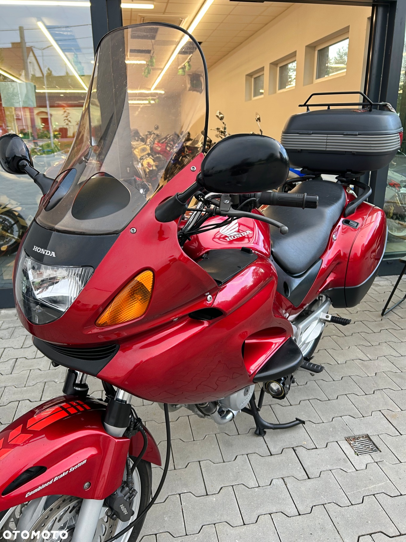 Honda Deauville - 18