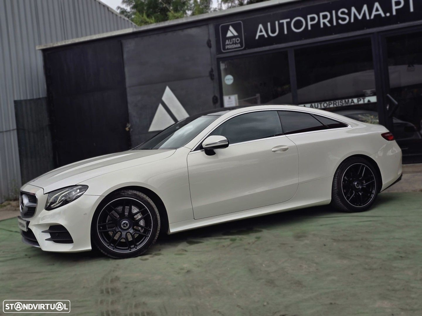 Mercedes-Benz E 220 d AMG Line - 3