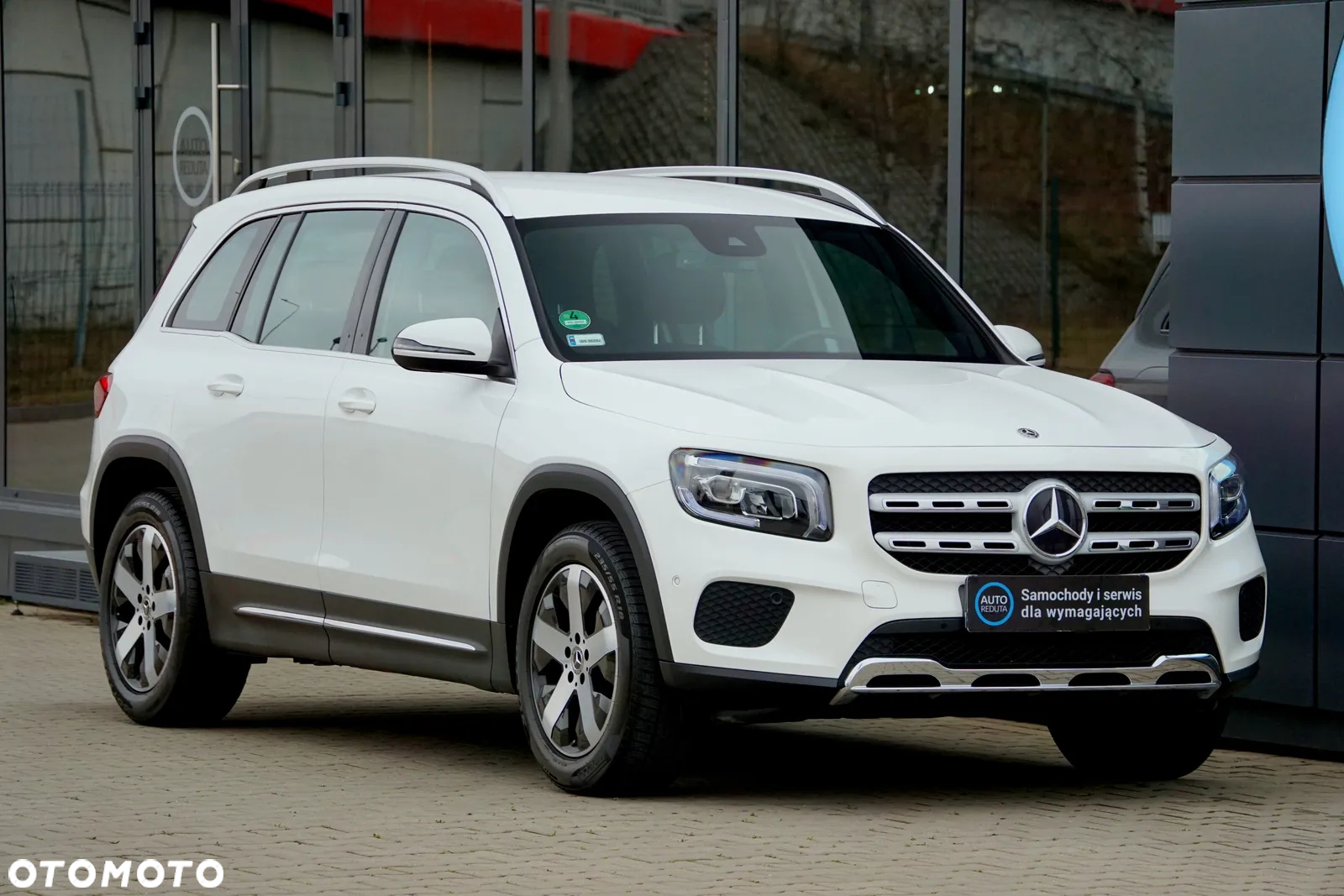 Mercedes-Benz GLB 200 7G-DCT Progressive - 4