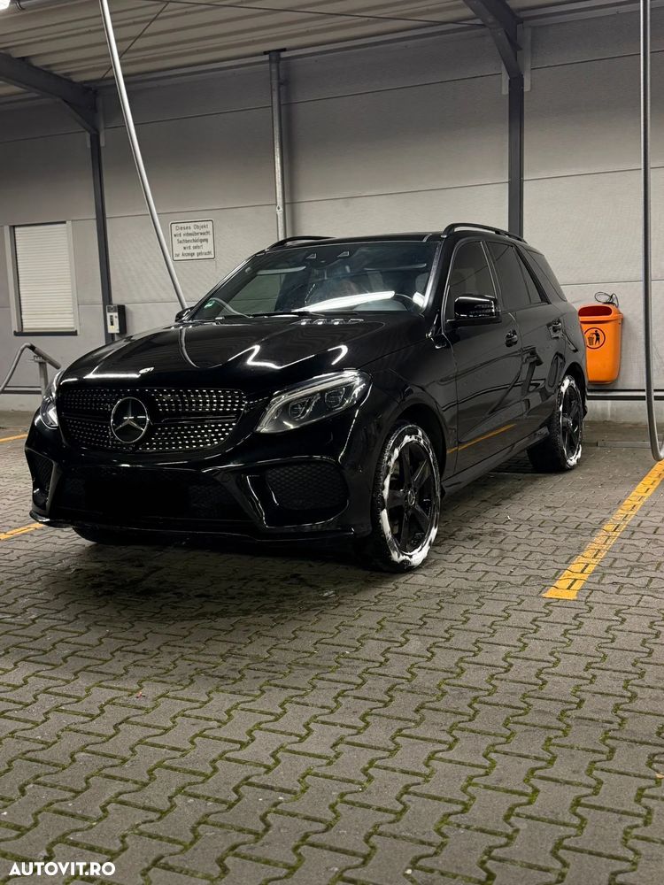 Mercedes-Benz GLE 350 d 4Matic 9G-TRONIC AMG Line - 1