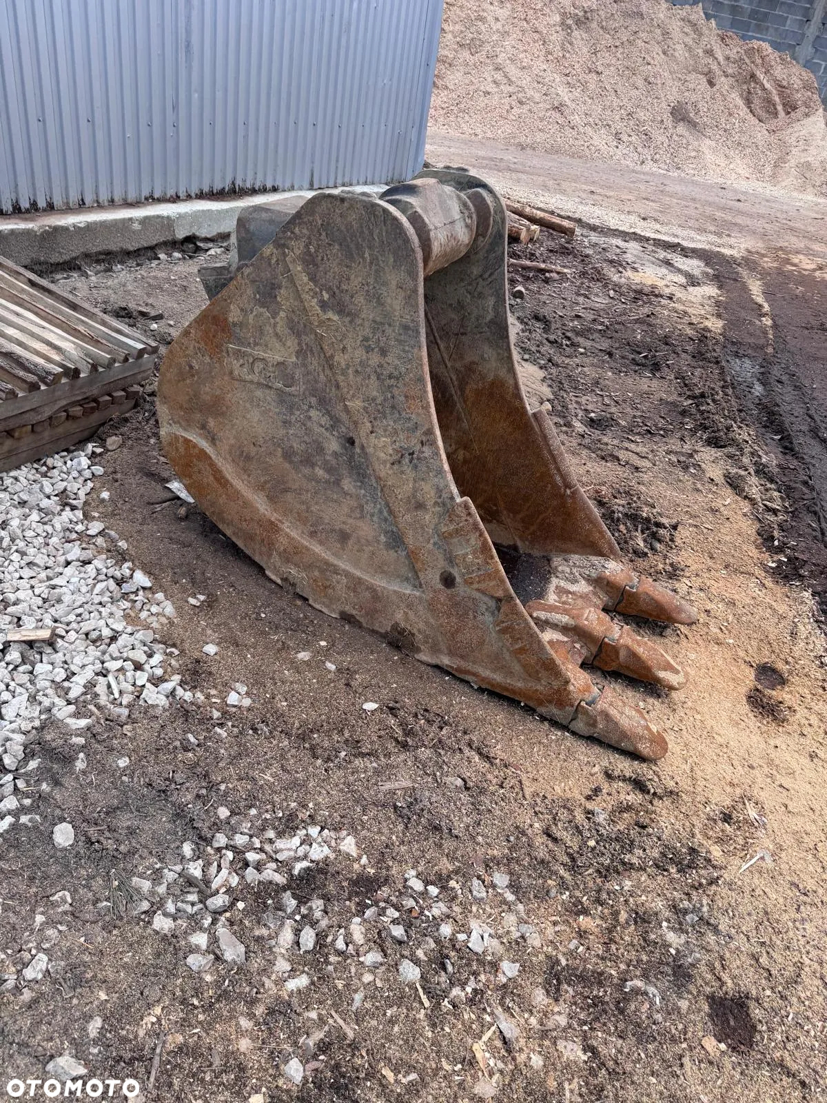 Volvo EC220EL - 25