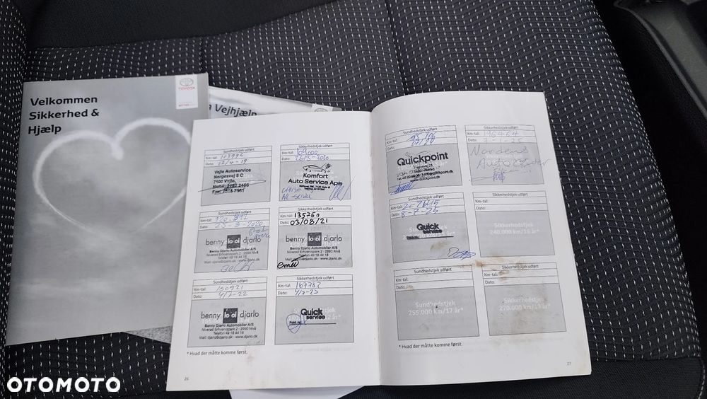 Toyota Auris 2.0 D-4D Luna - 23