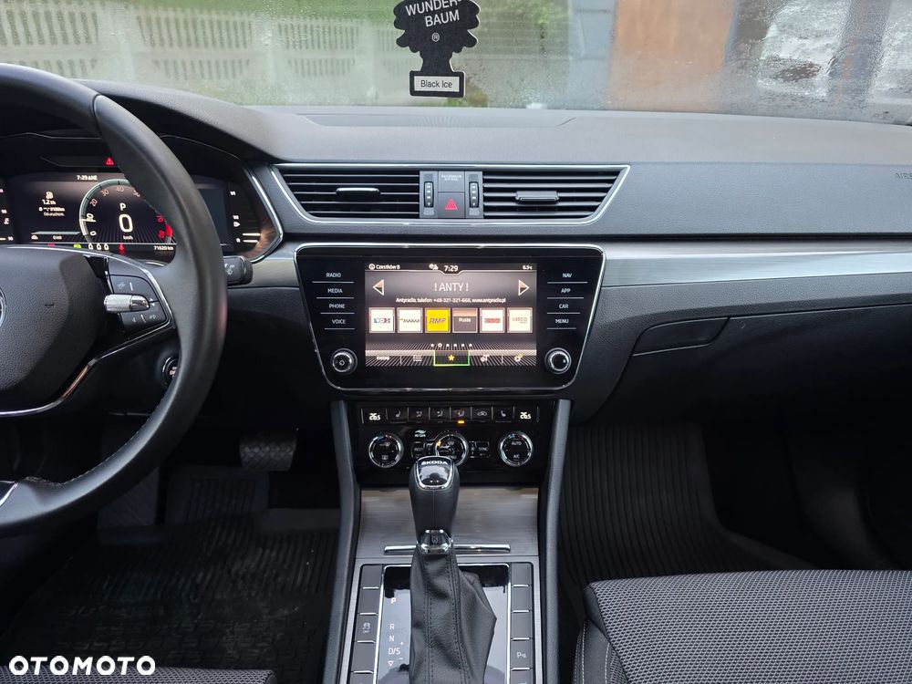 Skoda Superb 2.0 TSI Style DSG - 22