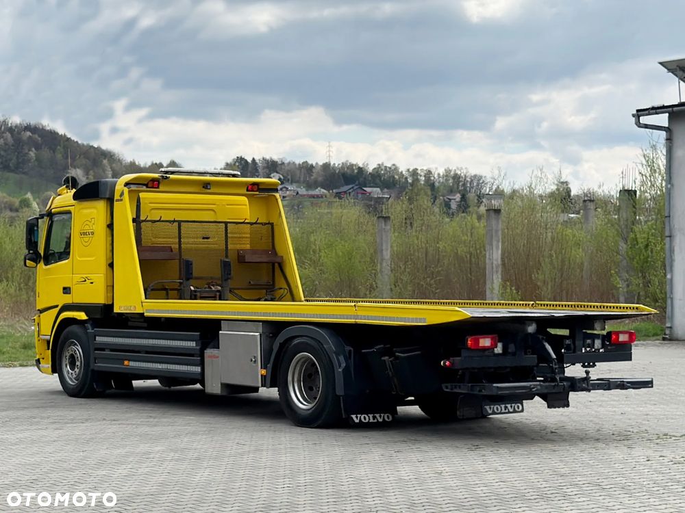Volvo FM 330 * LAWETA 6,00 m * STAN BDB - 8