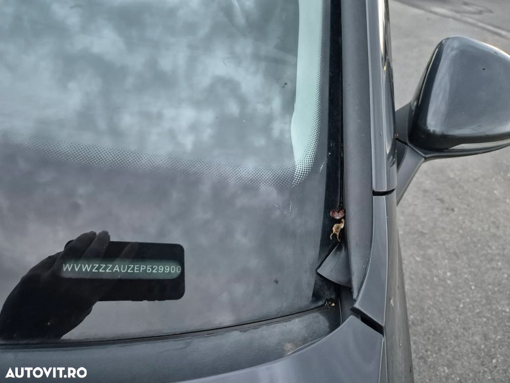 Volkswagen Golf - 9