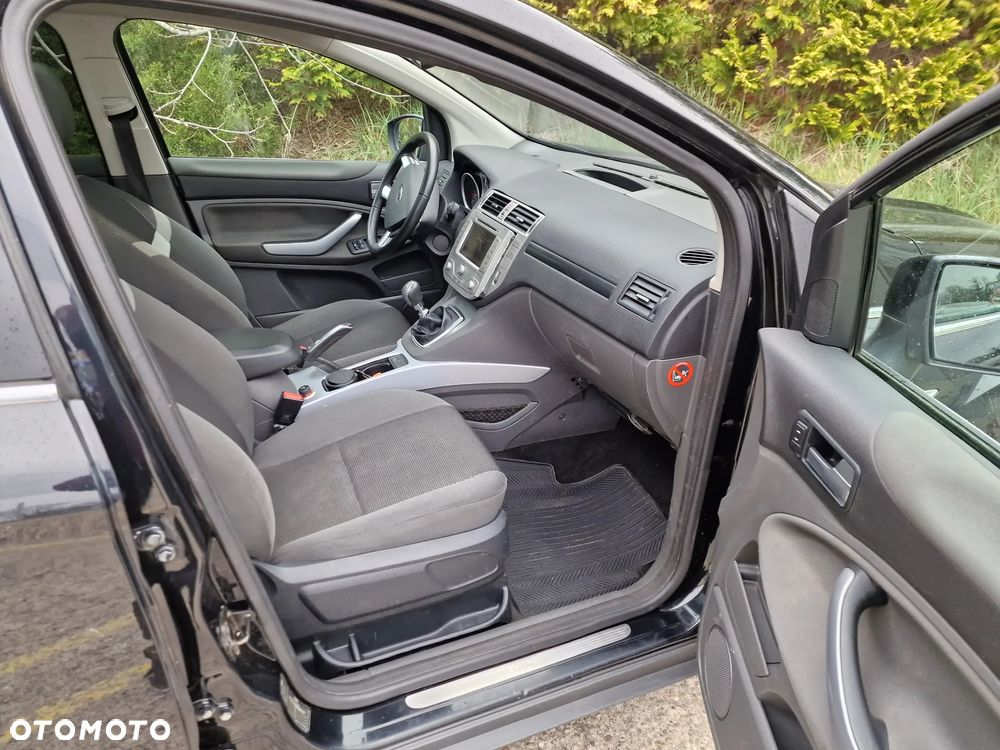 Ford Kuga 2.0 TDCi 4x4 Titanium - 8