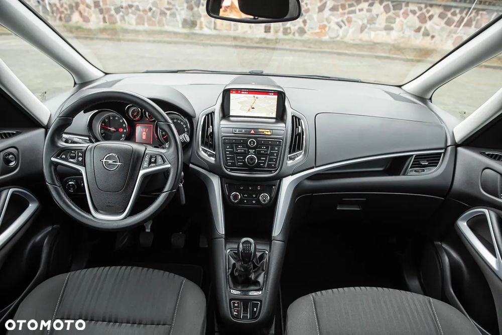 Opel Zafira - 28