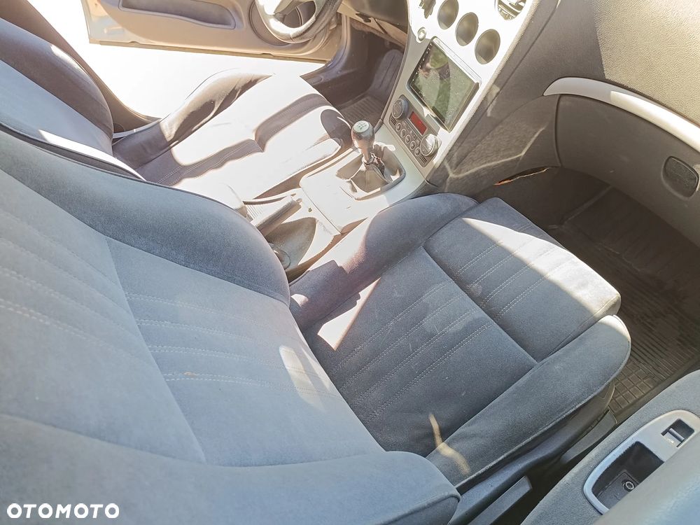 Alfa Romeo 159 1.9JTDM ti - 10