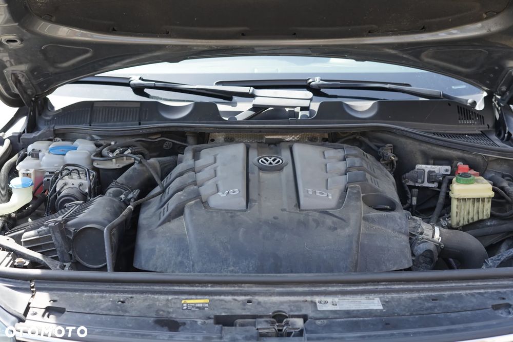 Volkswagen Touareg 3.0 V6 TDI BMT Perfectline R-Style - 28