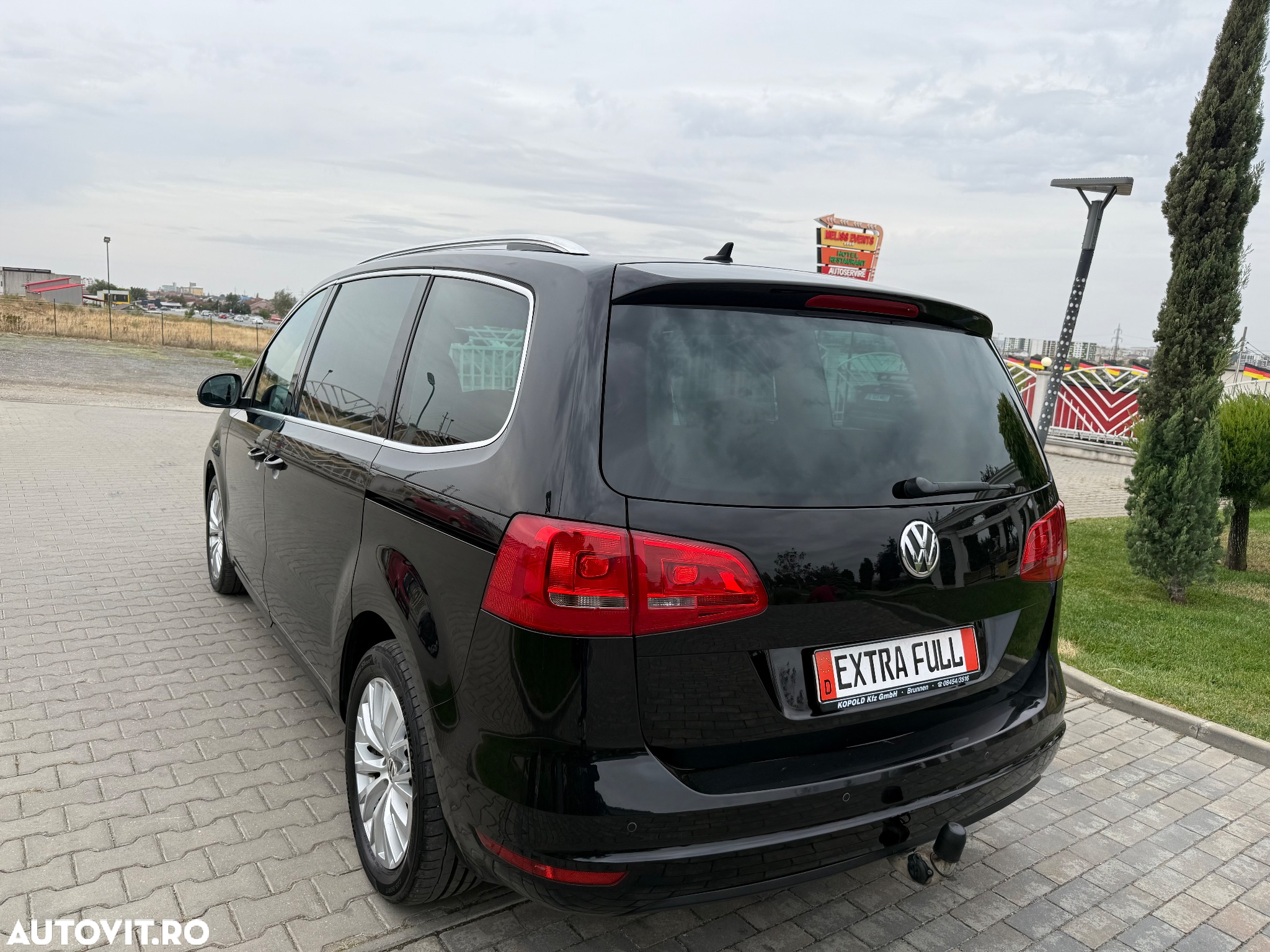 Volkswagen Sharan 2.0 TDI DSG Blue Motion Highline - 7