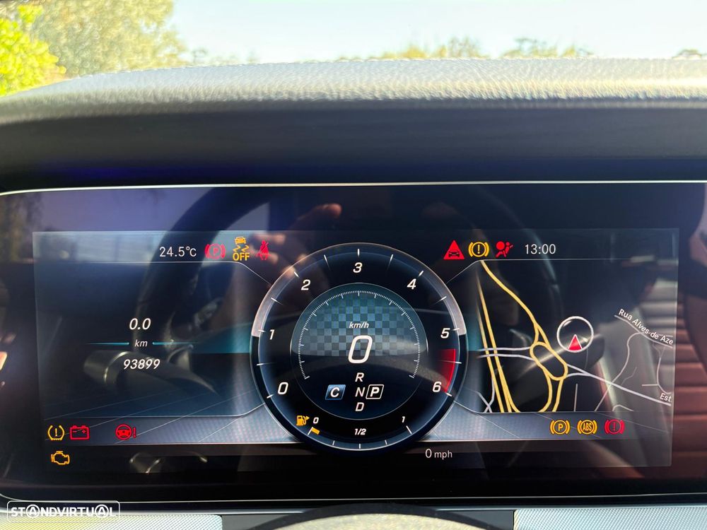 Mercedes-Benz E 220 d Cabrio 4Matic 9G-Tronic AMG Line - 31