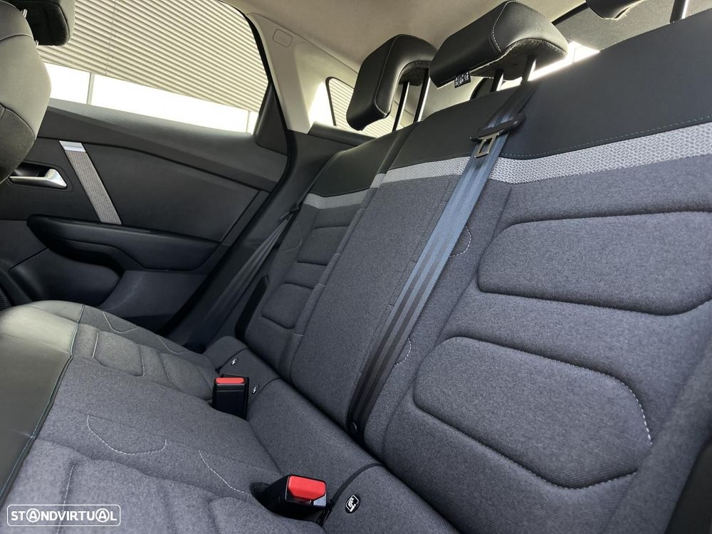 Citroën C4 PureTech 130 Stop&Start EAT8 FEEL PACK - 9
