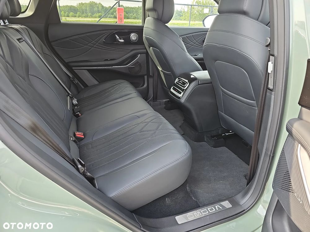 Omoda 9 1.5 Super Hybrid Exclusive AWD - 23