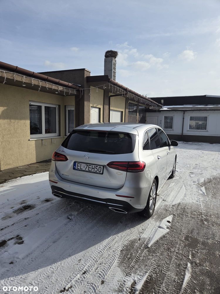 Mercedes-Benz Klasa B 180 d Progressive 7G-DCT - 12