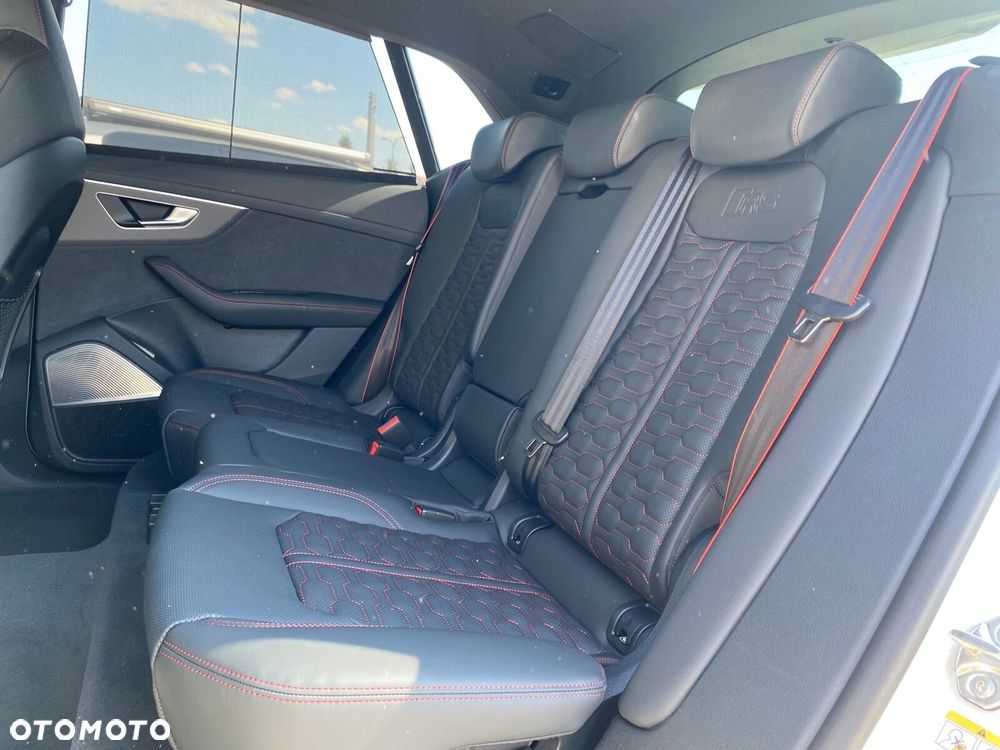 Audi RS Q8 - 17