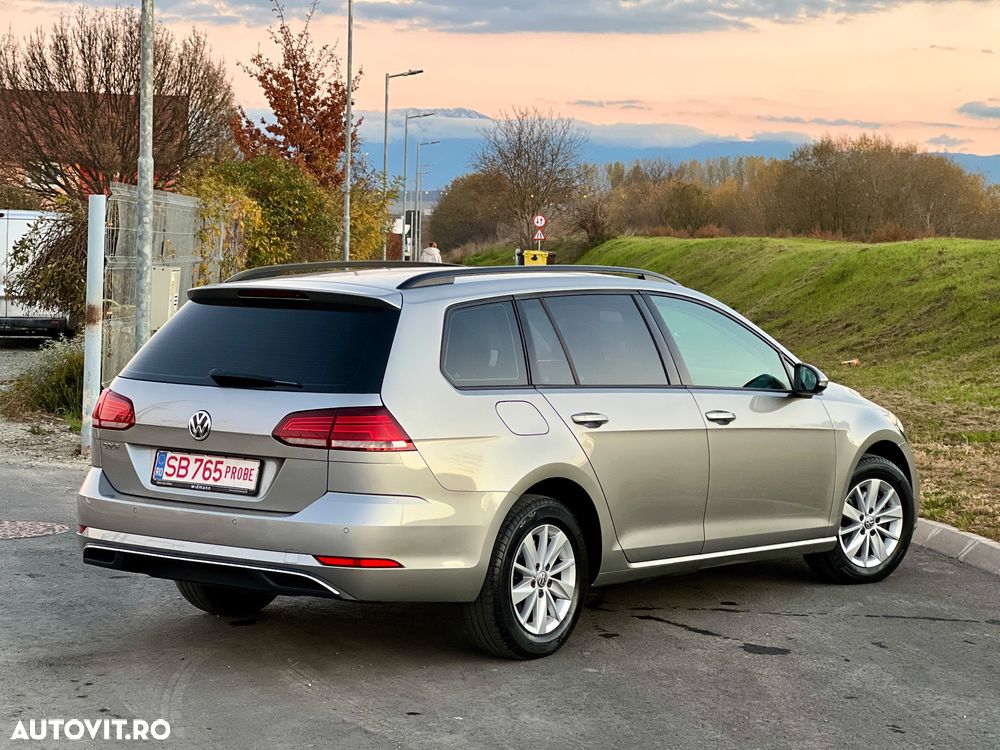 Volkswagen Golf Variant 1.6 TDI SCR DSG Join - 4