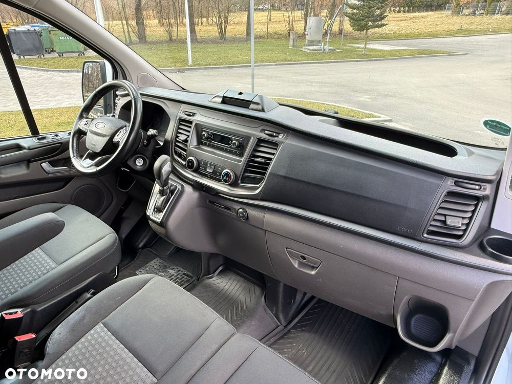 Ford Tranzit Custom - 29