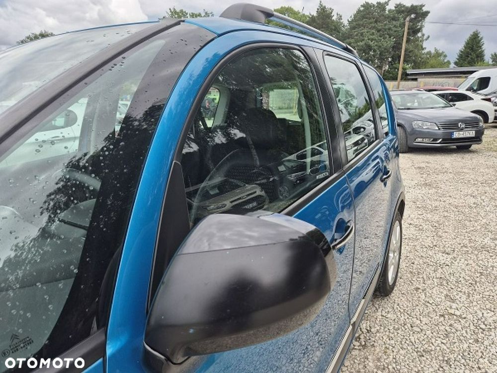 Citroën C3 Picasso 1.4i Exclusive - 9