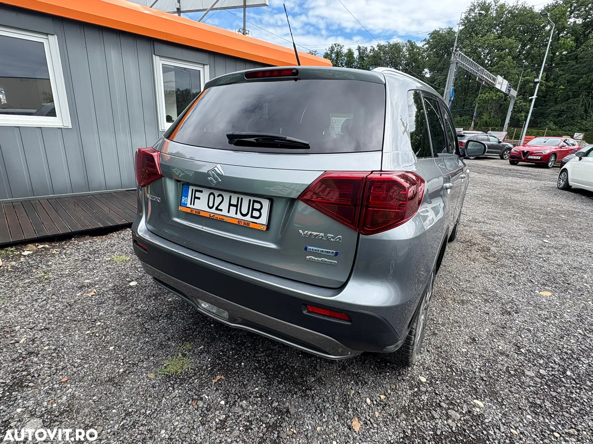 Suzuki Vitara 1.4 Boosterjet AllGrip MHEV Spirit - 4