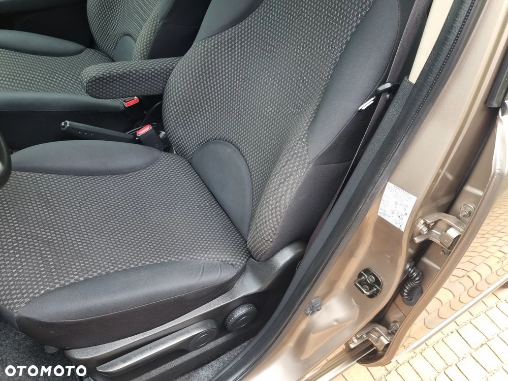 Nissan Note - 24