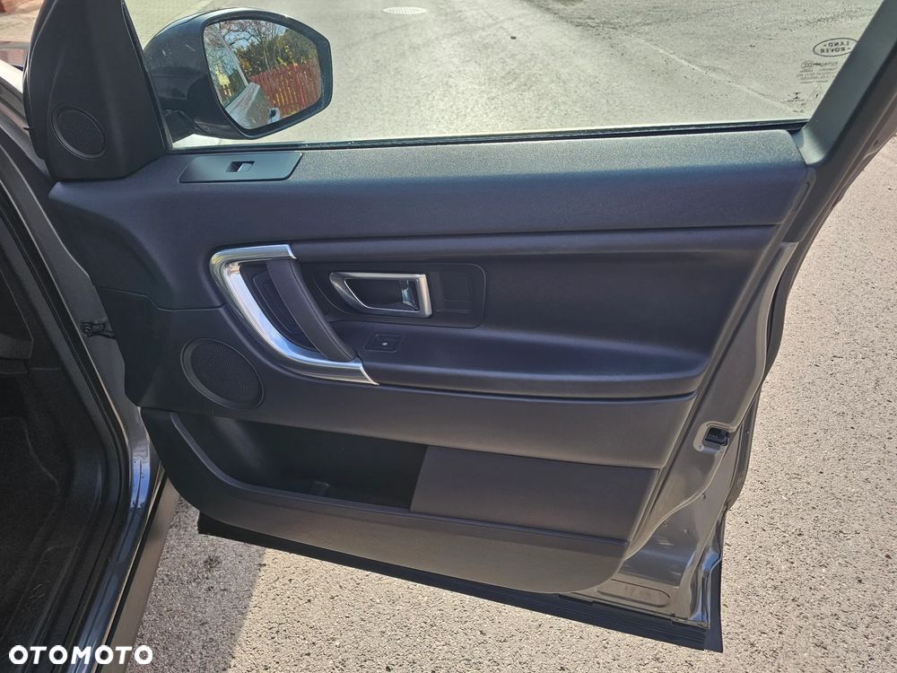 Land Rover Discovery Sport 2.0 D150 - 26