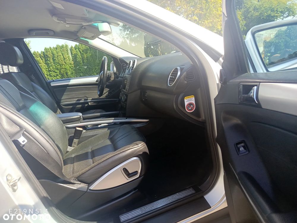 Mercedes-Benz ML 350 CDI 4Matic 7G-TRONIC DPF Grand Edition - 14