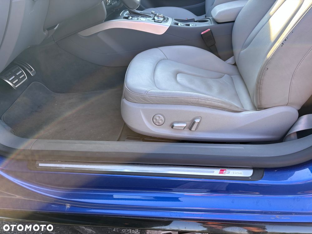 Audi A5 Cabrio 2.0 TFSI S tronic sport - 32