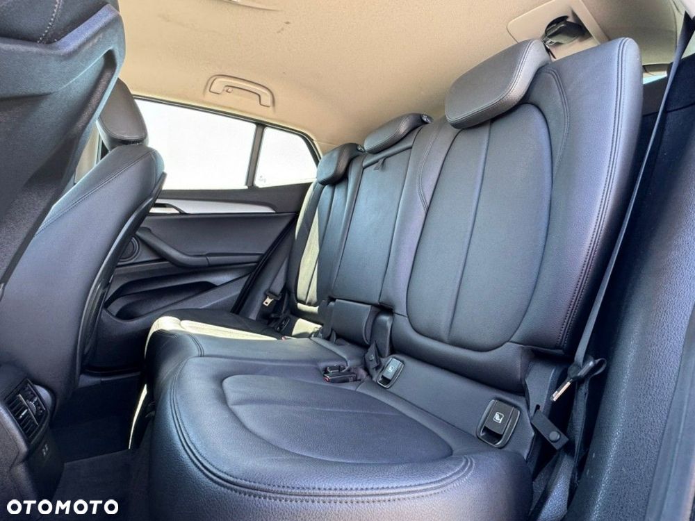 BMW X2 sDrive18i - 17