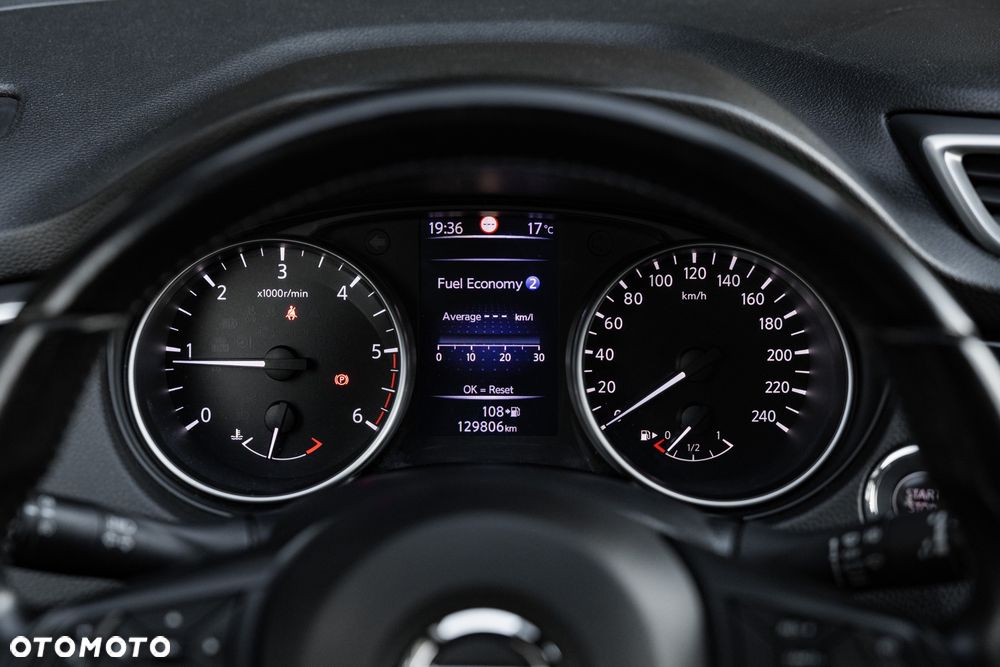 Nissan Qashqai 1.5 dCi N-Connecta - 38