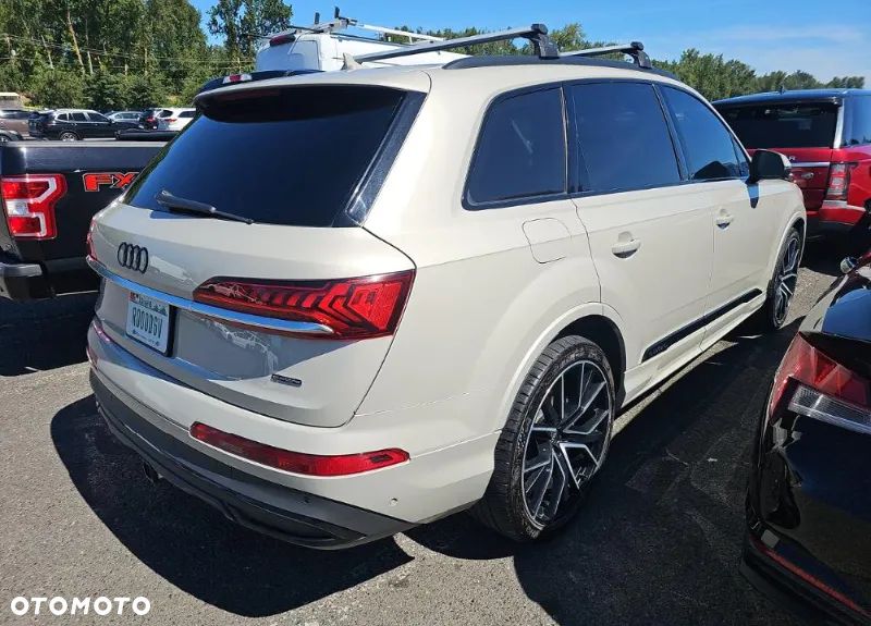 Audi Q7 55 TFSI quattro tiptronic S line - 4