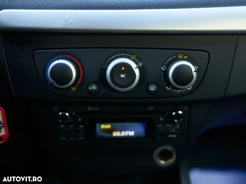 RENAULT Fluence 2016 — imagine 17