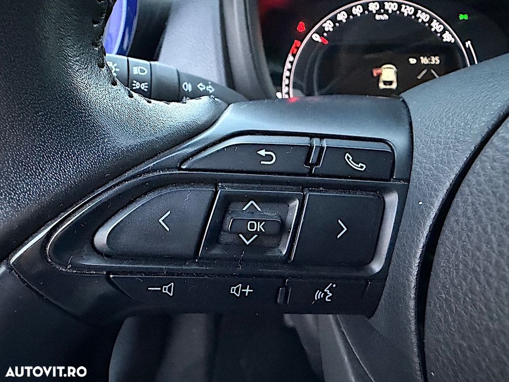 Toyota Aygo X 1.0l CVT Exclusive - 13