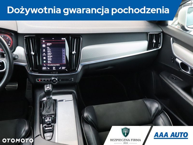 Volvo V90 - 10