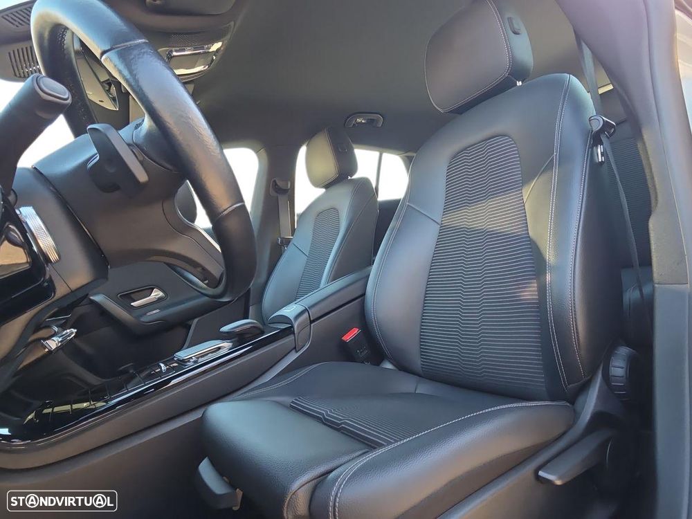 Mercedes-Benz CLA 250 e Shooting Brake Style Plus - 11