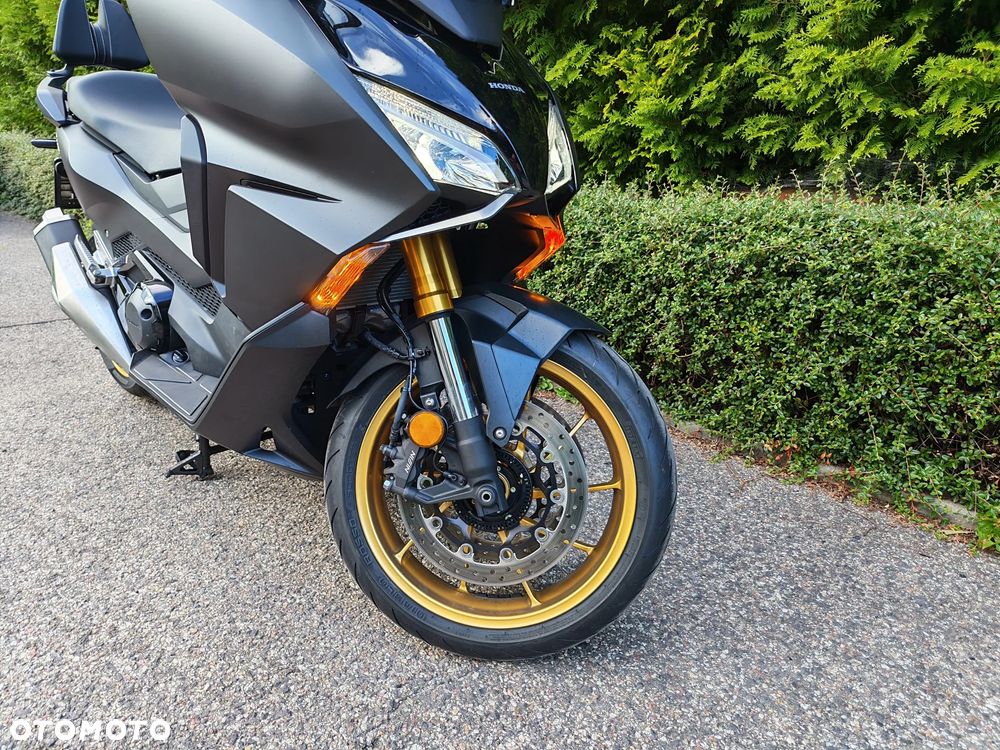 Honda NSS - 4